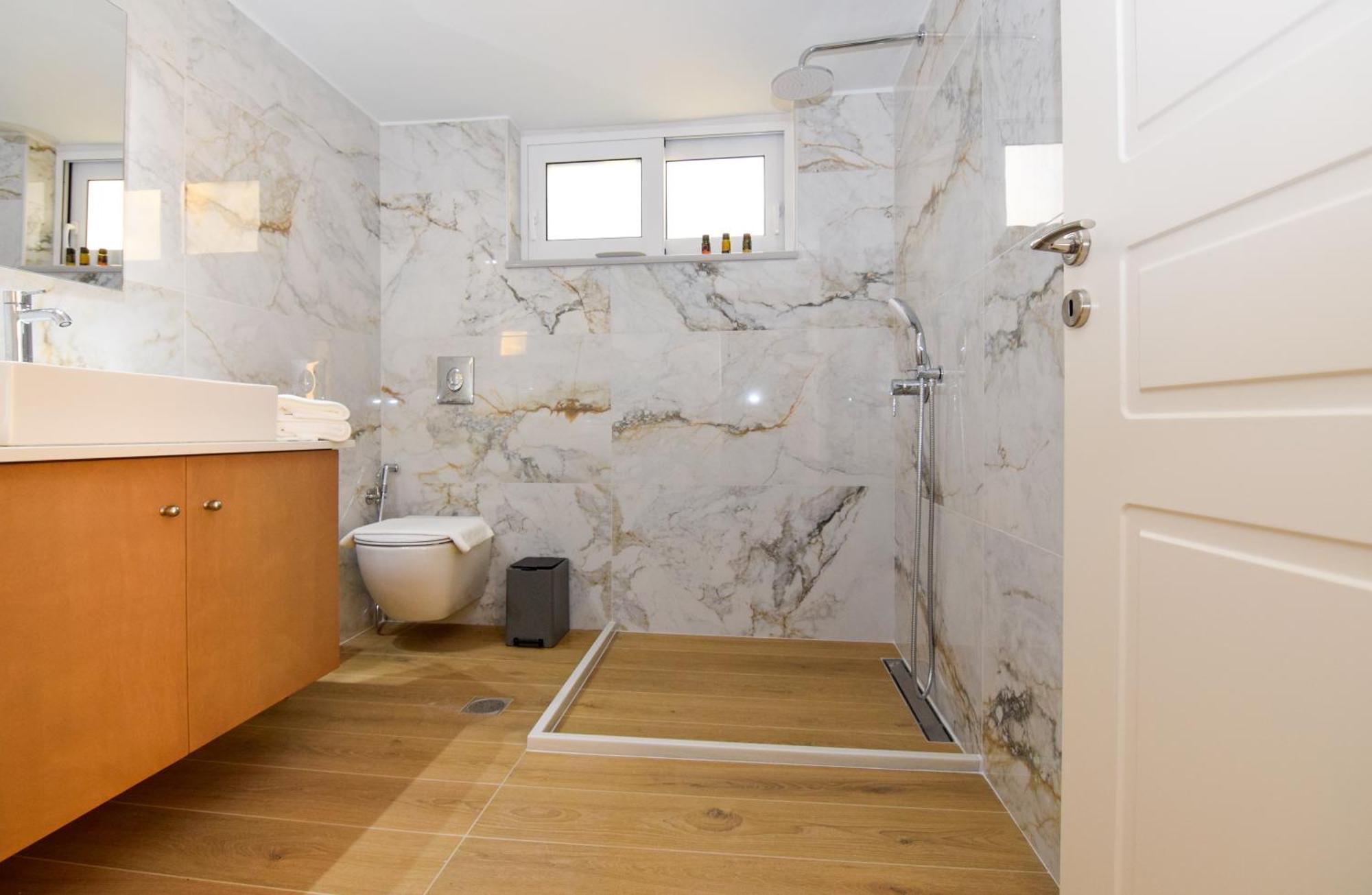 Katakis Luxury Apartment Ханья Экстерьер фото
